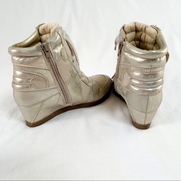 Steve Madden gold wedge sparkly sneaker - Picture 8 of 14